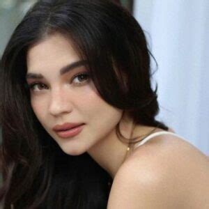 rhian ramos wikipedia